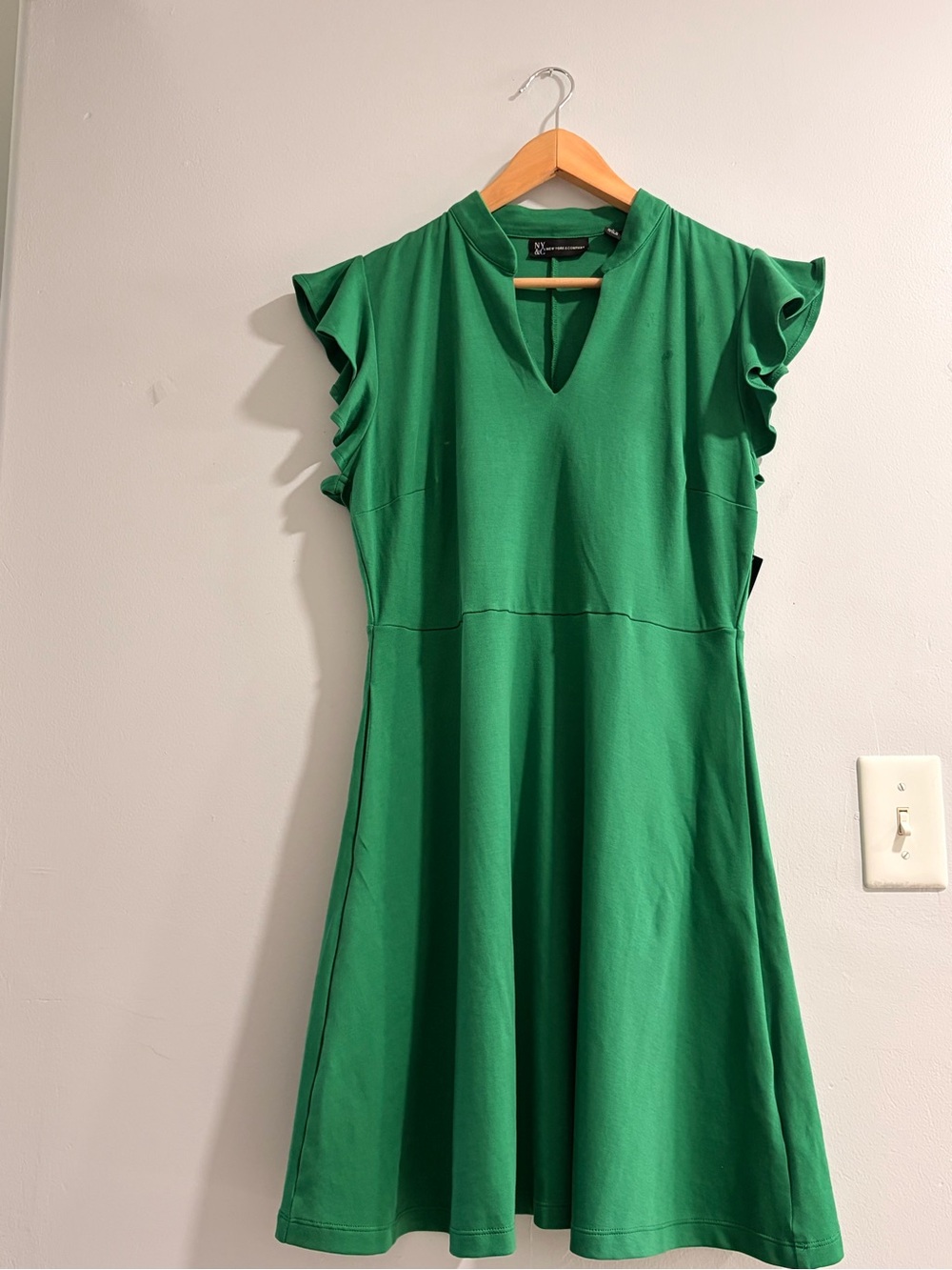 New York & Company Emerald Green Flutter Sleeve Midi Dress